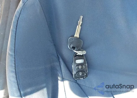 2012 Hyundai Elantra Gls z USA, uszkodzony, nr VIN KMHDH4AE7CU433609